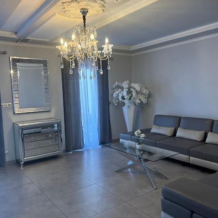 Maison Avec Picine 페르피냥 외부 사진